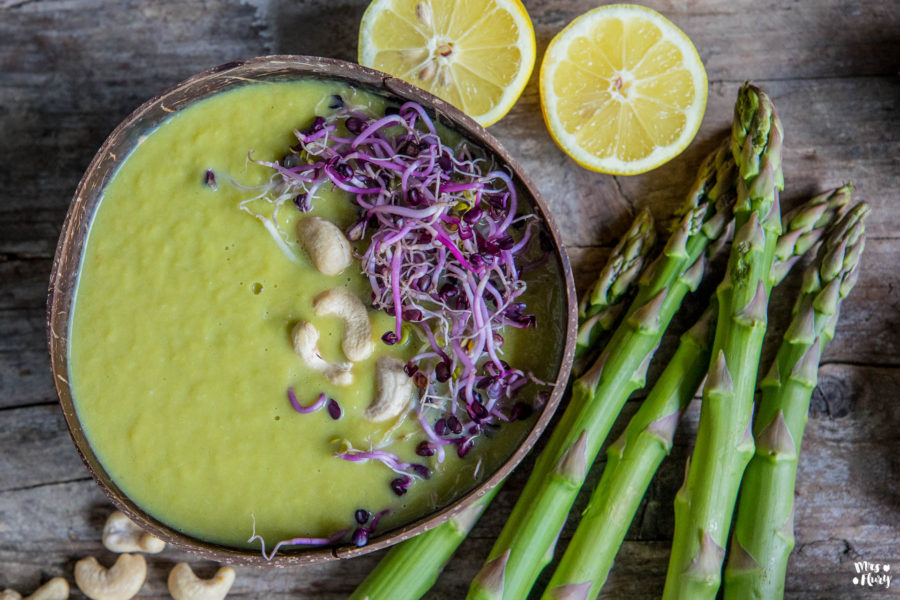 Grüne Spargelsuppe vegan - gesundes Rezept - Mrs Flury