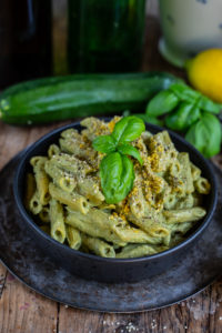 Superfood Pesto Pasta vegan & gesund Rezept Mrs Flury