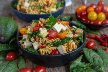 Protein Pasta Salat gesund & vegan Mrs Flury