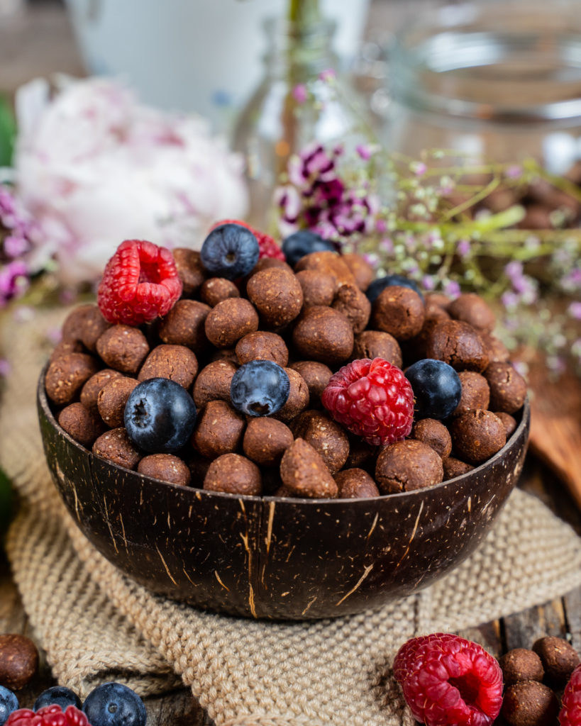 Choco Pops vegan - Knusperkugeln Cerealien Rezept Mrs Flury