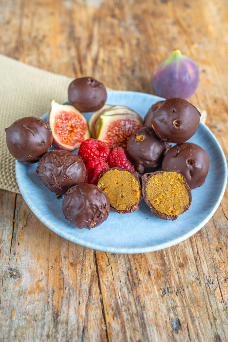 Kürbis Protein Trüffel - Mrs Flury - gesunde Rezepte