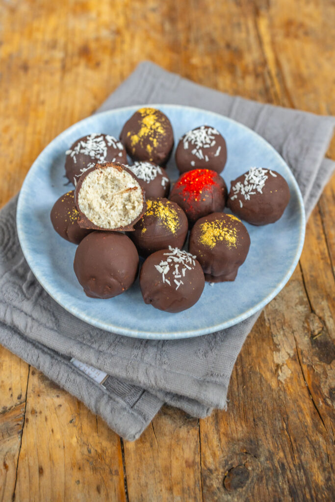 Gesunde Bounty Kokos Pralinen Rezept Mrs Flury