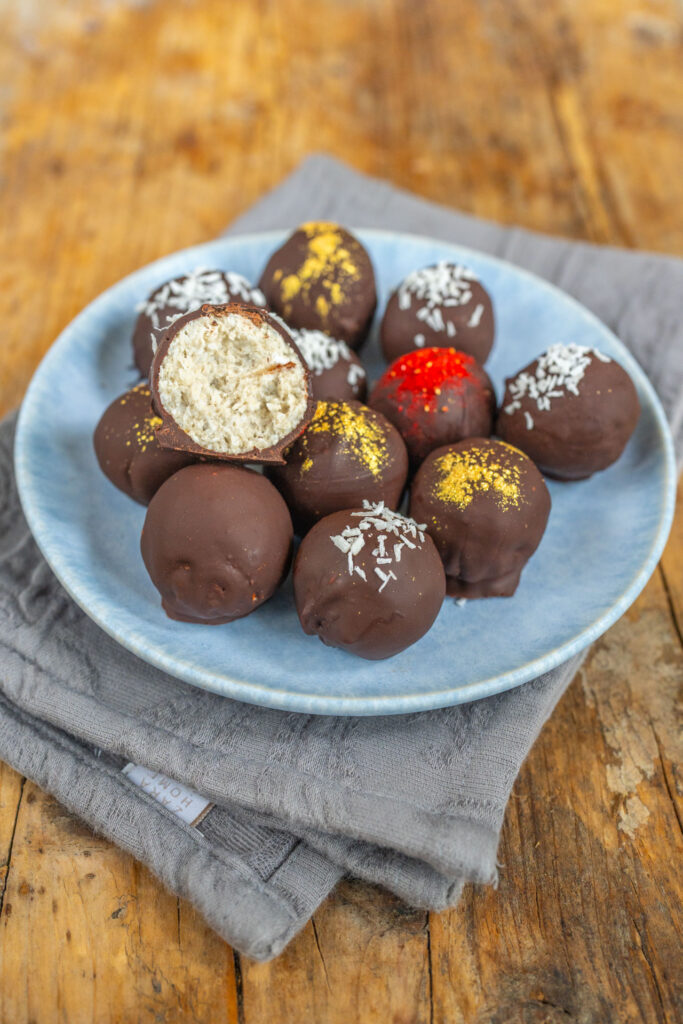 Gesunde Bounty Kokos Pralinen Rezept Mrs Flury