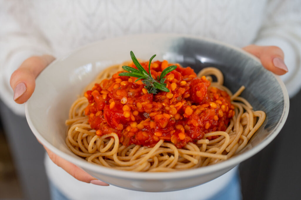 Gesunde Linsen Bolognese vegan Mrs Flury Rezept