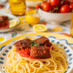 Spaghetti mit Fleischbällchen Rezept Pasta Polpette gesund und vegan Mrs Flury
