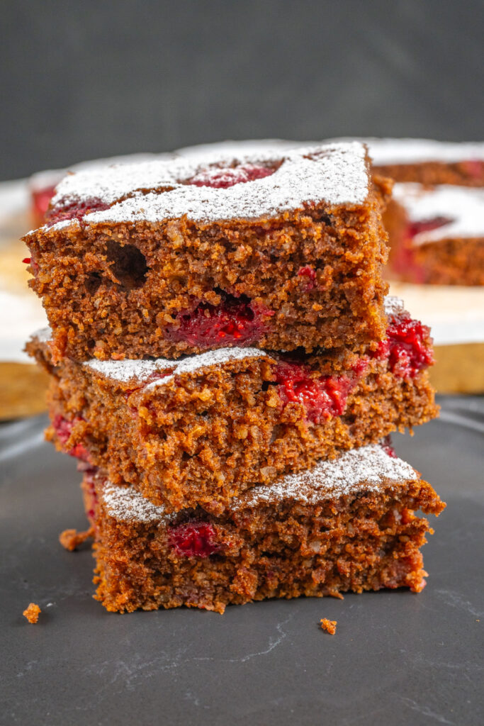 Veganer Beerenkuchen vom Blech, einfach und saftig Mrs Flury