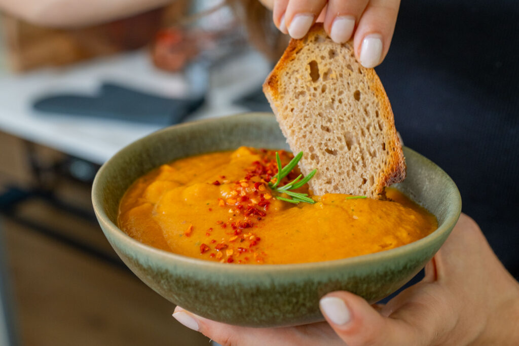 Cremige, geröstete Gemüsesuppe, gesund & vegan Mrs Flury