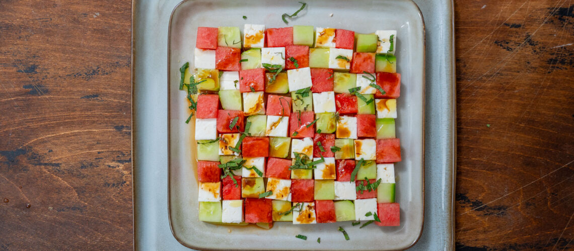 Mosaik-Salat mit Wassermelone, Gurke und Feta Mrs Flury Mosaic Salad