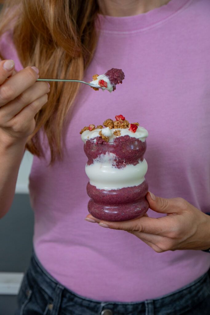 Chia Parfait darmgesund – einfaches Meal Prep Rezept mit Himbeeren & Joghurt Mrs Flury