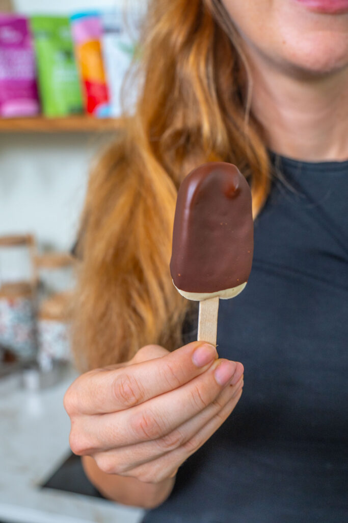 Protein Magnum Style Eis am Stiel gesund und vegan Mrs Flury