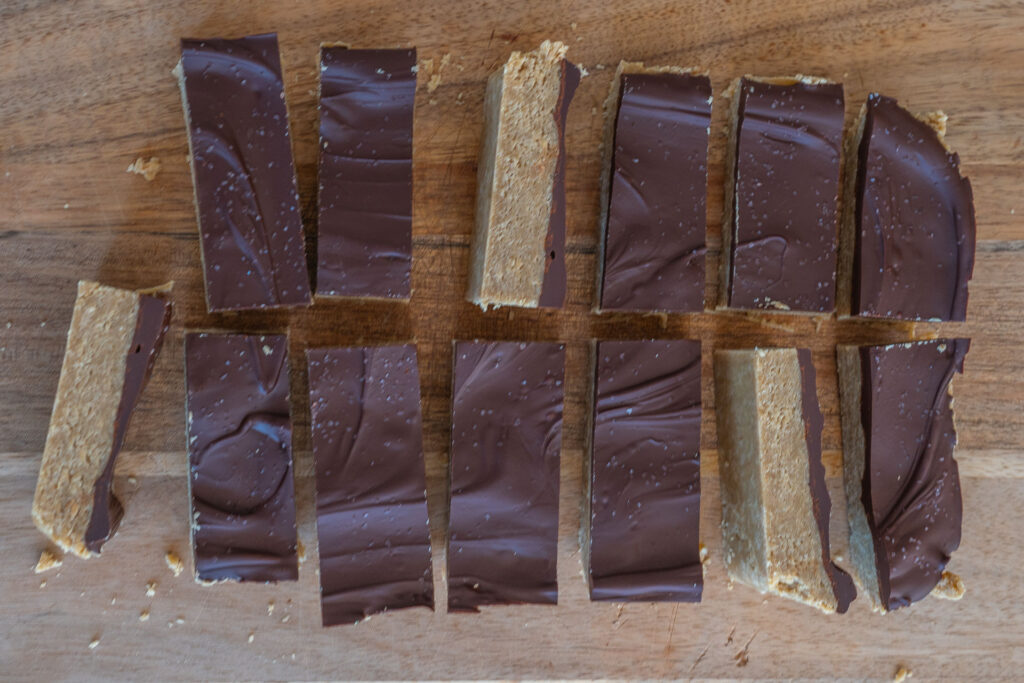 Cookie Dough Proteinriegel – gesunder, glutenfreier und veganer Snack mit Schokolade Mrs Flury
