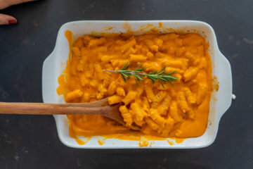 Gesunde Kürbis-Feta-Pasta – cremige Protein-Pasta für kalte Tage Mrs Flury