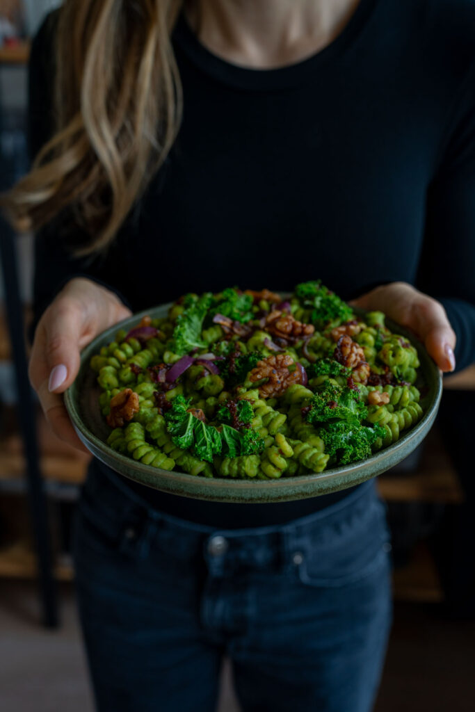Grüne Power-Pasta: Proteinreich, darmfreundlich & ideal für den Frühling vegan Mrs Flury
