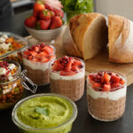 Meal Prep Rezepte Bauernbrot, Pudding Oats, Avocado Edamame Aufstrich und Ofengemüse Mrs Flury