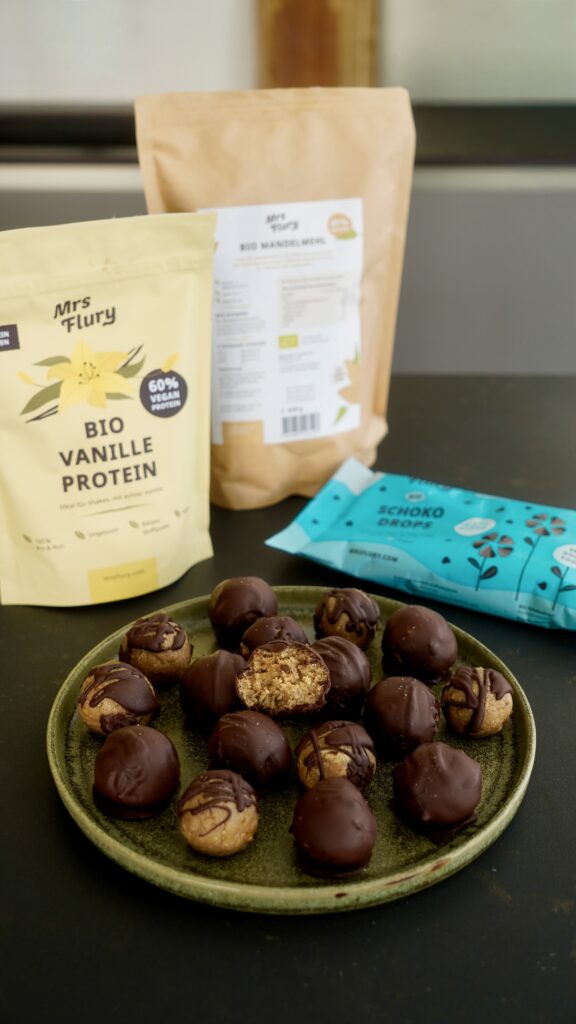 Banana Bread Protein Balls mit Schokolade