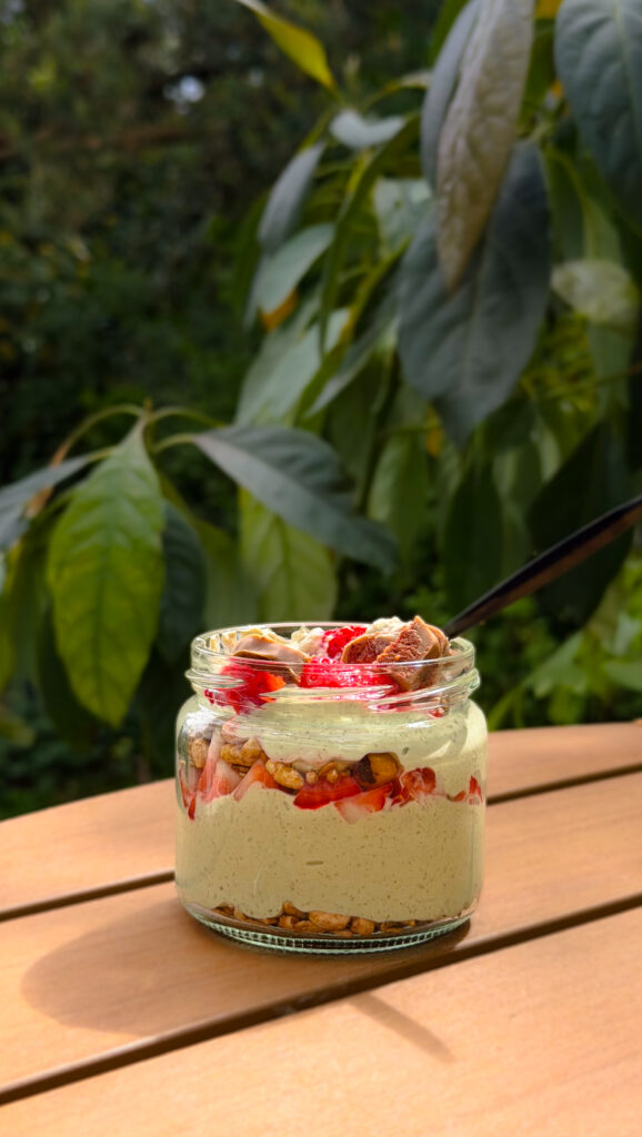 Protein Snack Glas: Schnelles Erdbeer-Dessert im Glas Mrs Flury