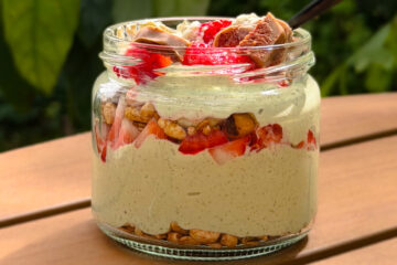 Protein Snack Glas: Schnelles Erdbeer-Dessert im Glas Mrs Flury