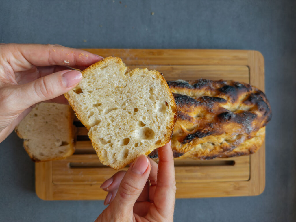 Luftiges Focaccia Rezept in 3 Stunden - Hefeteig Brot für den Sommer Mrs Flury