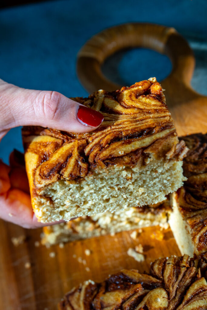 Zimtschnecken-Kuchen vegan, luftig und so gut Mrs Flury Rezept ohne Hefeteig