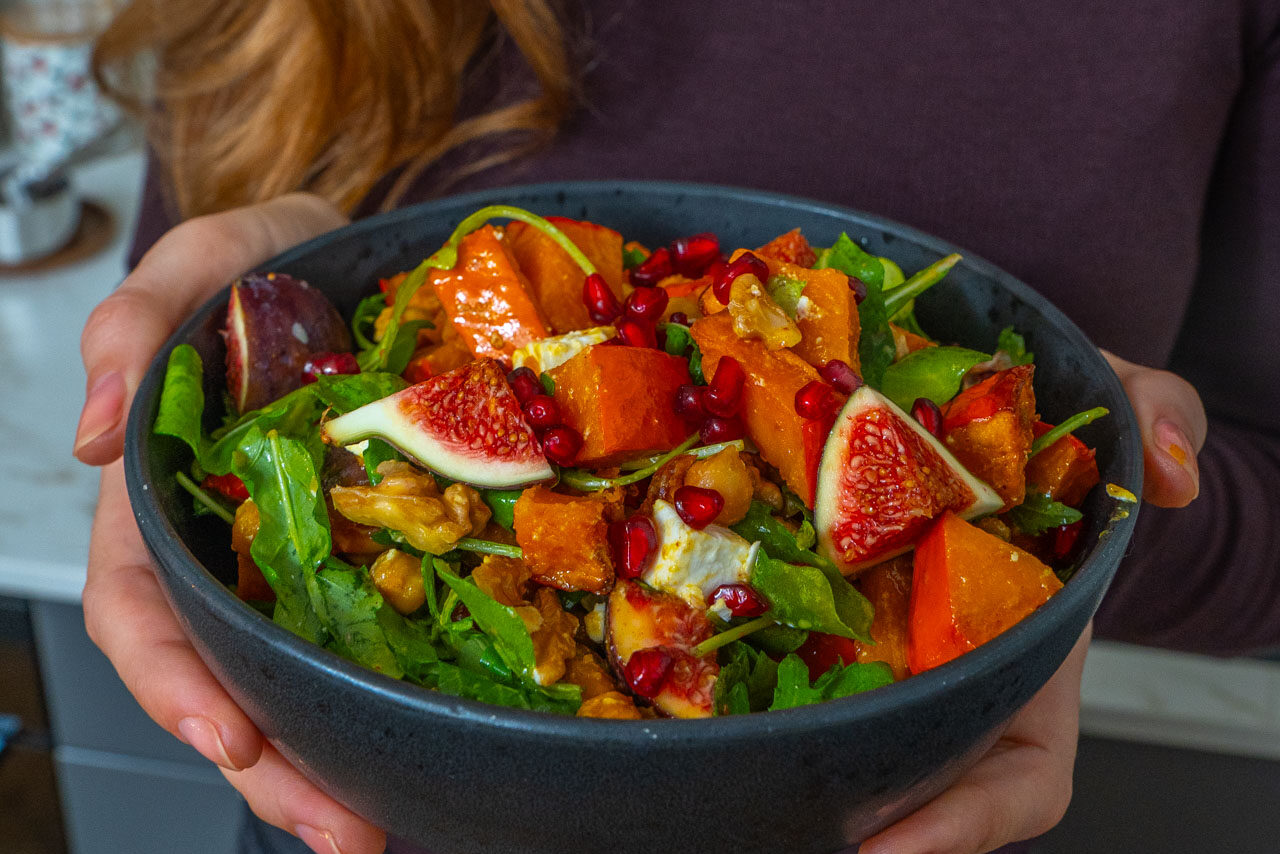 Gesunder Kürbis Feta Salat mit Kichererbsen Mrs Flury Airfryer Rezept